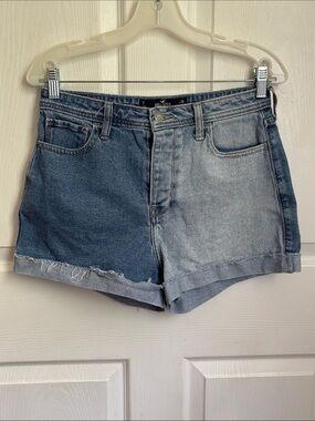 Hollister Two-Tone Cuffed Denim Shorts Blue Size 7 size 28 unique jeans shirts